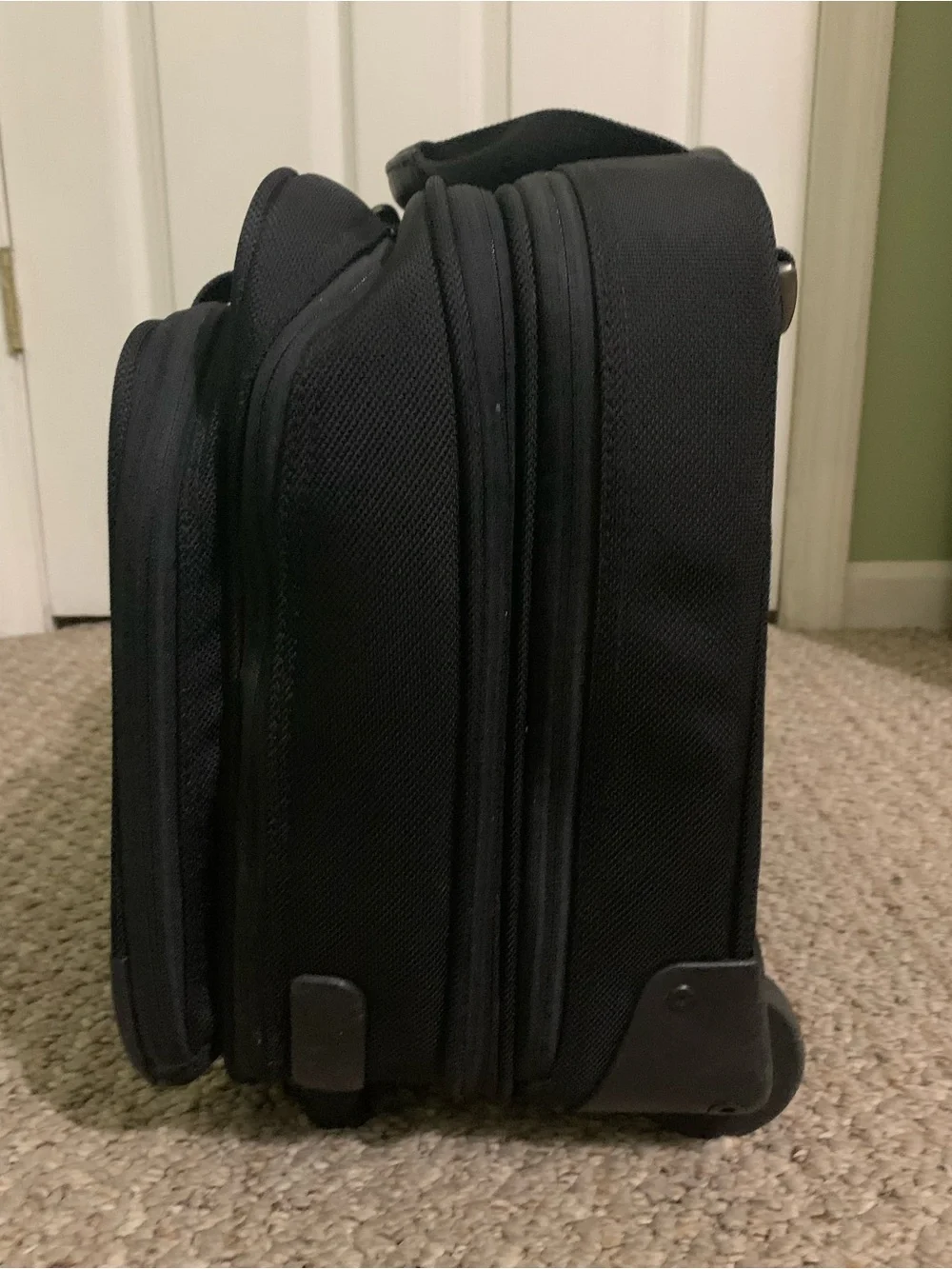 Briggs & Riley Black 2 Wheel Rolling Cabin Bag BR212x-4 Carry On Size  Luggage